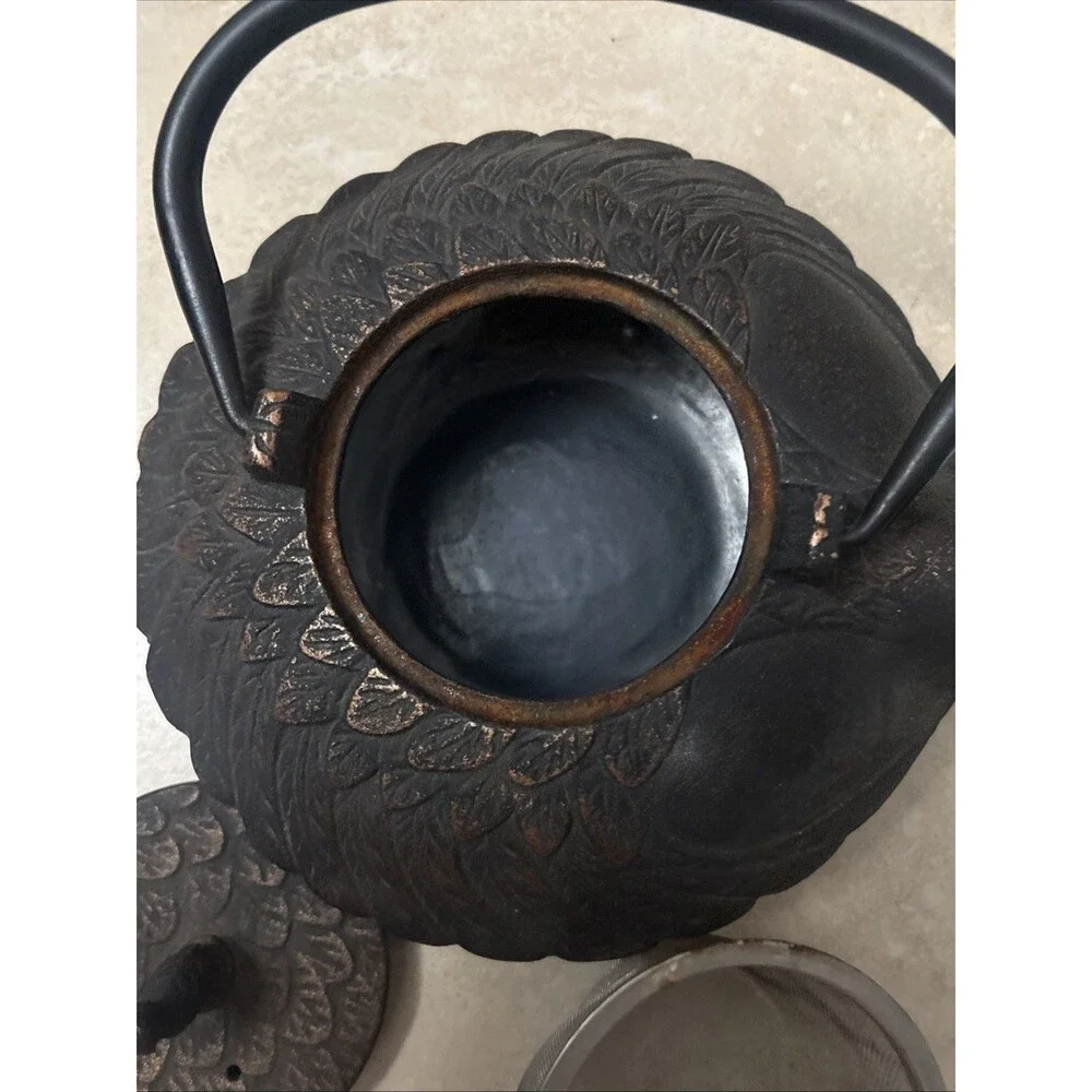 Cast Iron Teapot Pelican on Lid Embossed Feathers Motif Enamel Porcelain Inside